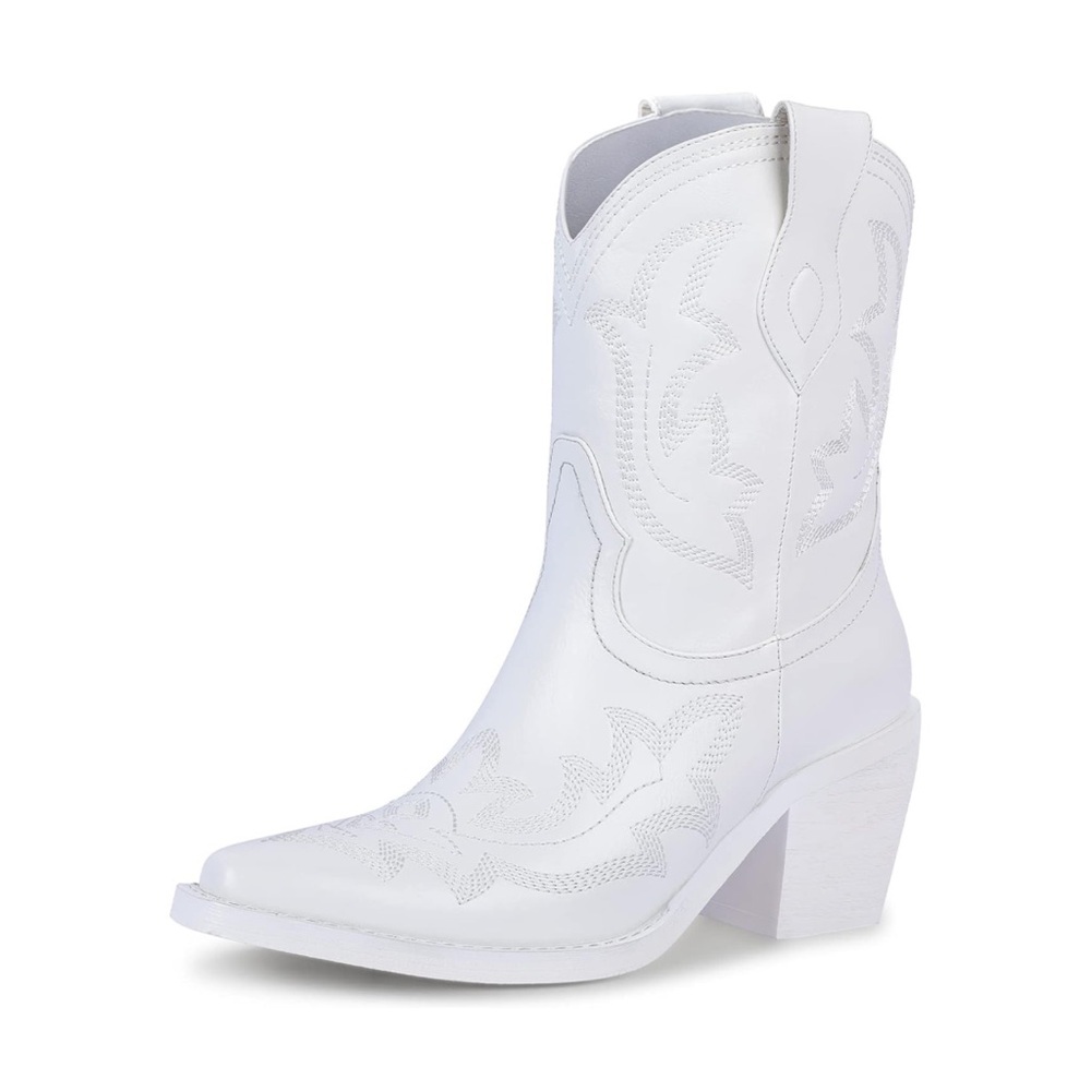 WetKiss Women’s Short Embroidered Cowboy Boots, Chunky Heel in White Size 8.5